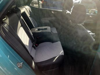 Volkswagen ID.3 Pro Performance 58kWh Family Auto 5dr, PAN ROOF, TOP MODEL