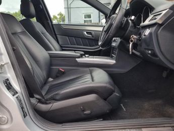 Mercedes-Benz E Class 2.1 E300dh BlueTEC SE Saloon 4dr Diesel Hybrid G-Tronic+ Euro 5 