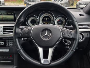Mercedes-Benz E Class 2.1 E300dh BlueTEC SE Saloon 4dr Diesel Hybrid G-Tronic+ Euro 5 