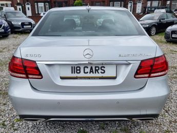 Mercedes-Benz E Class 2.1 E300dh BlueTEC SE Saloon 4dr Diesel Hybrid G-Tronic+ Euro 5 