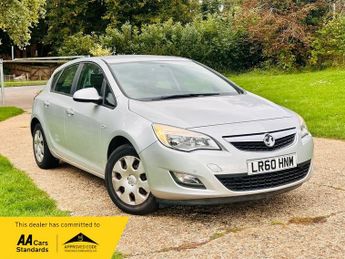 Vauxhall Astra 1.4 16v Exclusiv Hatchback 5dr Petrol Manual Euro 5 (100 ps)