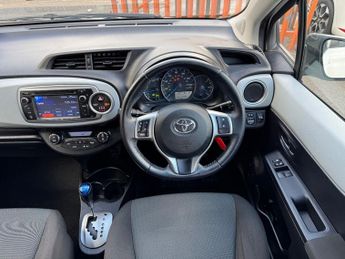 Toyota Yaris VVT-I T4