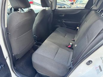 Toyota Yaris VVT-I T4