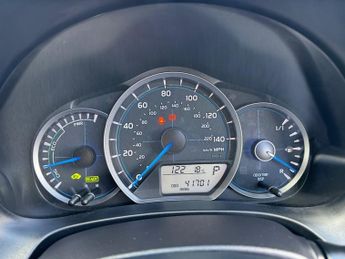 Toyota Yaris VVT-I T4