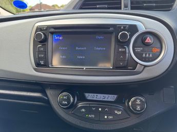 Toyota Yaris VVT-I T4