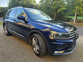 Volkswagen Tiguan 2.0 TDI BlueMotion Tech SEL DSG 4Motion Euro 6 (s/s) 5dr