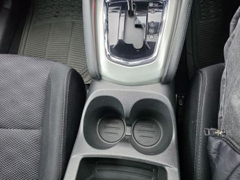 Nissan Qashqai 1.2 DIG-T N-Connecta XTRON 2WD Euro 6 (s/s) 5dr