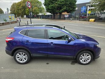 Nissan Qashqai 1.2 DIG-T N-Connecta XTRON 2WD Euro 6 (s/s) 5dr