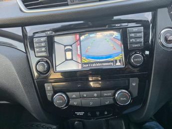 Nissan Qashqai 1.2 DIG-T N-Connecta XTRON 2WD Euro 6 (s/s) 5dr
