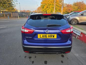 Nissan Qashqai 1.2 DIG-T N-Connecta XTRON 2WD Euro 6 (s/s) 5dr