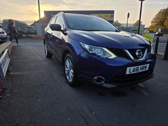 Nissan Qashqai 1.2 DIG-T N-Connecta XTRON 2WD Euro 6 (s/s) 5dr