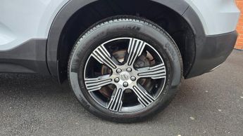Volvo XC40 2.0 T4 Inscription SUV 5dr Petrol Auto Euro 6 (s/s) (190 ps)