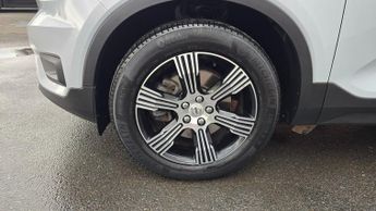 Volvo XC40 2.0 T4 Inscription SUV 5dr Petrol Auto Euro 6 (s/s) (190 ps)