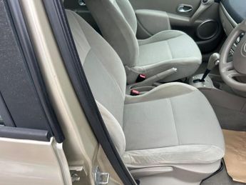 Renault Clio PRIVILEGE 16V