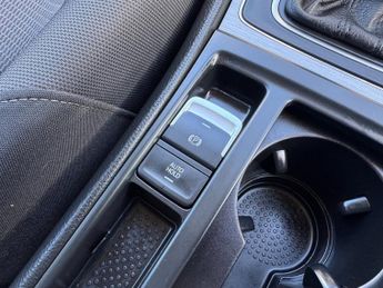 Volkswagen Golf SE TDI BLUEMOTION TECHNOLOGY DSG