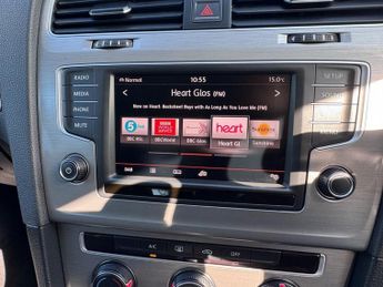 Volkswagen Golf SE TDI BLUEMOTION TECHNOLOGY DSG