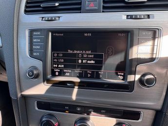 Volkswagen Golf SE TDI BLUEMOTION TECHNOLOGY DSG