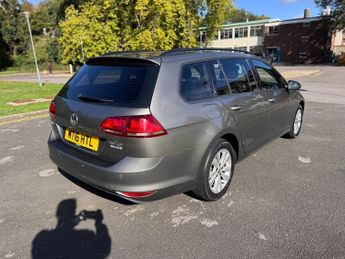 Volkswagen Golf SE TDI BLUEMOTION TECHNOLOGY DSG