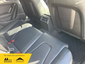 Audi A4 Avant 2.0 TDI SE Technik Estate 5dr Diesel Multitronic Euro 5 (s/s) (1