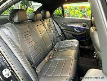 Mercedes E Class E 400 D 4MATIC AMG LINE PREMIUM [3X MERCEDES SERVICES, SAT NAV,