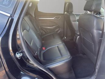 MG ZS 44.5kWh Exclusive Auto 5dr
