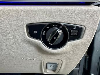 Mercedes E Class E 220 D SE PREMIUM