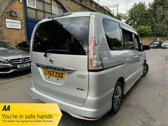 Nissan Serena 2.0 HYBRID AUTO 8 SEAT