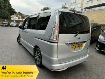 Nissan Serena 2.0 HYBRID AUTO 8 SEAT