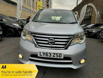 Nissan Serena 2.0 HYBRID AUTO 8 SEAT