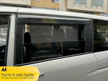 Nissan Serena 2.0 HYBRID AUTO 8 SEAT