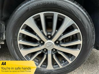 Nissan Serena 2.0 HYBRID AUTO 8 SEAT