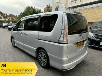 Nissan Serena 2.0 HYBRID AUTO 8 SEAT