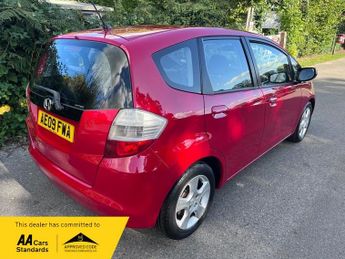 Honda Jazz I-VTEC ES I-SHIFT AUTOMATIC
