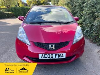 Honda Jazz I-VTEC ES I-SHIFT AUTOMATIC