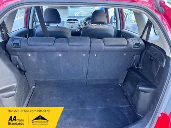 Honda Jazz I-VTEC ES I-SHIFT AUTOMATIC