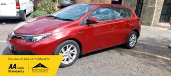 Toyota Auris VVT-I ICON TSS