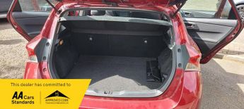 Toyota Auris VVT-I ICON TSS