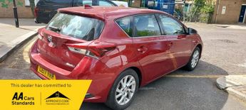 Toyota Auris VVT-I ICON TSS