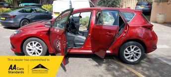 Toyota Auris VVT-I ICON TSS