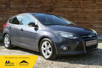Ford Focus 1.0T EcoBoost Zetec Euro 5 (s/s) 5dr