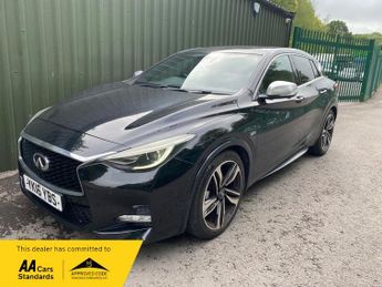 Infiniti Q30 SPORT D