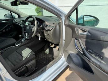 Vauxhall Astra 1.6 CDTi BlueInjection SRi Nav Sports Tourer Auto Euro 6 (s/s) 5