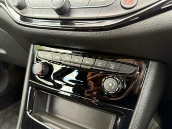 Vauxhall Astra 1.6 CDTi BlueInjection SRi Nav Sports Tourer Auto Euro 6 (s/s) 5