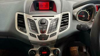 Ford Fiesta 1.4 Titanium 5dr
