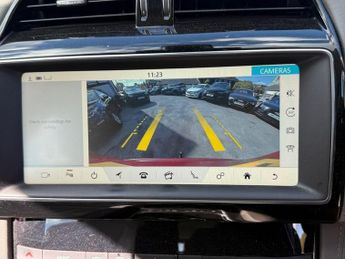 Jaguar F-Pace PORTFOLIO AWD