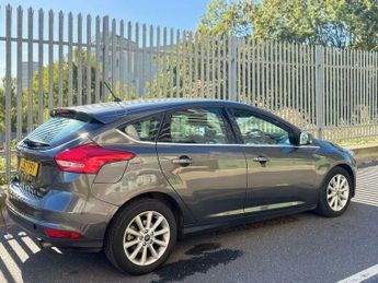 Ford Focus 1.5T EcoBoost Titanium Auto Euro 6 (s/s) 5dr