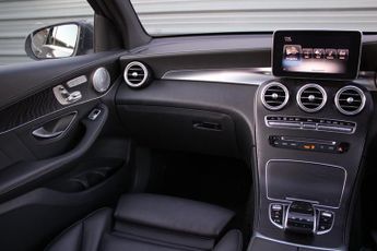 Mercedes GL Class GLC 250 D 4MATIC AMG LINE PREMIUM PLUS