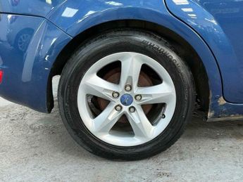 Ford Focus 1.6 Zetec 5dr