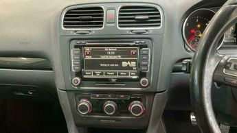 Volkswagen Golf 1.6 TDI SE DSG Euro 5 5dr