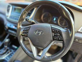 Hyundai Tucson 1.7 CRDi Blue Drive SE DCT Euro 6 (s/s) 5dr